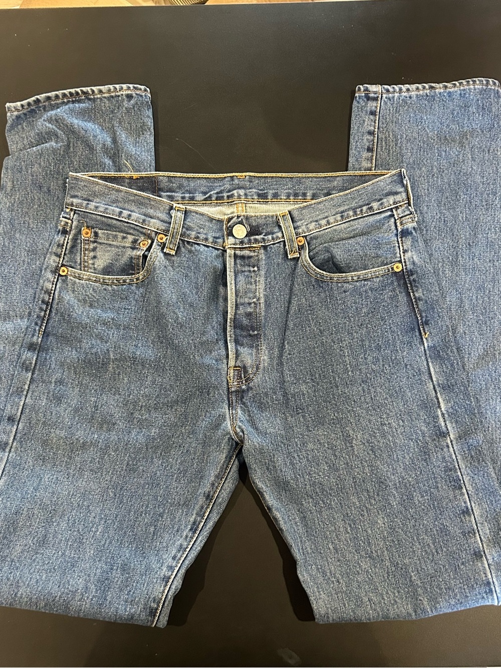 Levi's Straight Fit Blue Men's Jeans with Classic Rivets